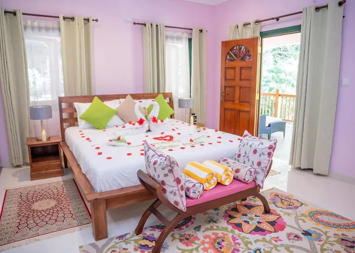  Pension Michel Villa Roche Bois